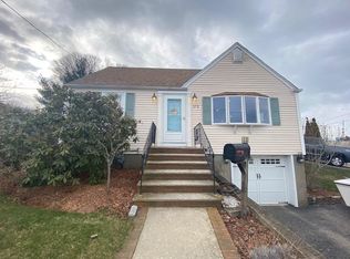 378 Neck St, Weymouth, MA 02191