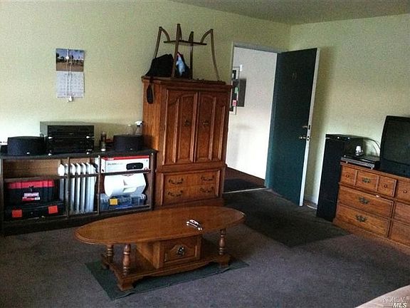 4th image of 135 Siesta Way