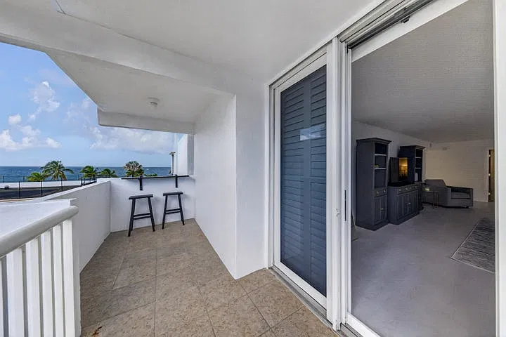 1370 S Ocean Blvd #405