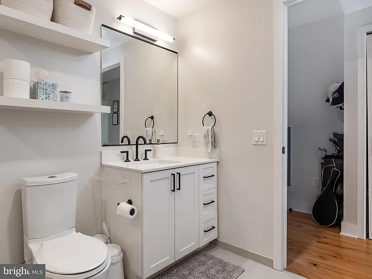 1211 Van St SE #1110 — Photo 30