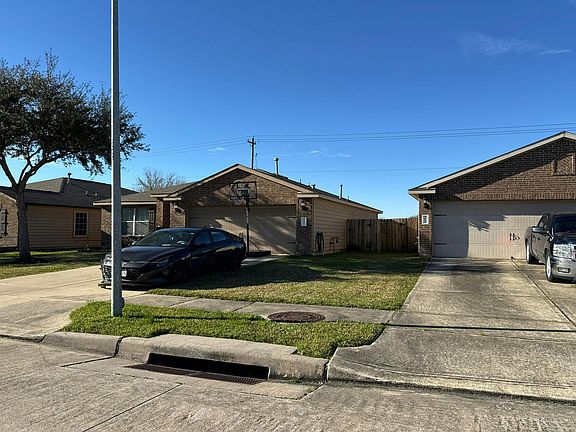 4th image of 7019 Acacia Ln
