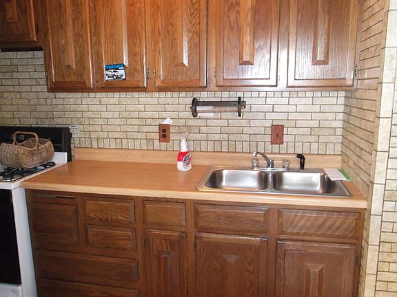 3rd image of 5944 W Leland Ave