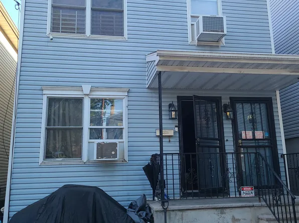 35 Jewett Ave, Jersey City, NJ 07304