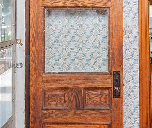 5th image of 631 Orville Ave