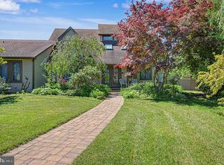 9 Seagarden Dr, Linwood, NJ 08221