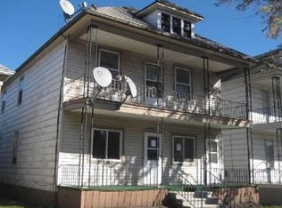 11716 Sobieski St, Hamtramck, MI 48212