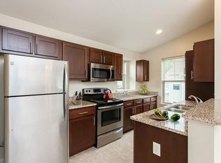 6366 Cedar Creek Way, Farmington, NY 14425