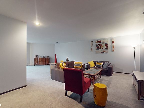 2nd image of 7601 Lincoln Ave APT 505