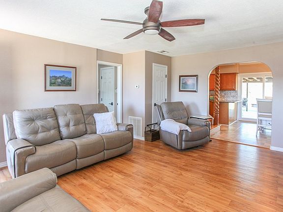 3rd image of 508 Rodeo Rd