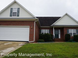 3633 Heatherbrooke Dr, Fayetteville, NC 28306