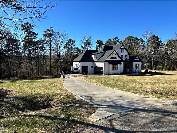 2nd image of 5089 Harvestview Dr