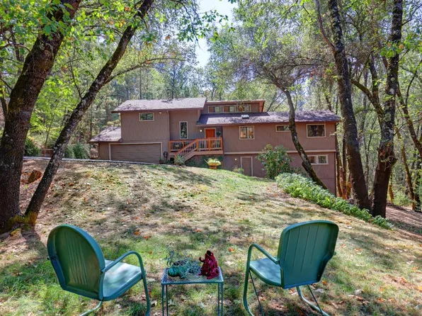 17575 Lakeview Hills Rd, Meadow Vista, CA 95722