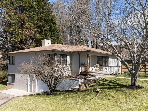 50 McCollum Dr, Franklin, NC 28734