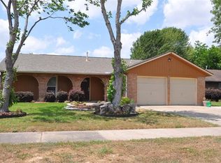 3206 Brookdale Ct, Deer Park, TX 77536