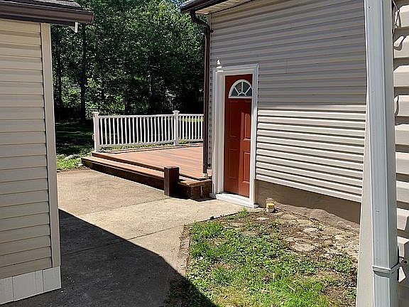 5th image of 4136 W 227th St