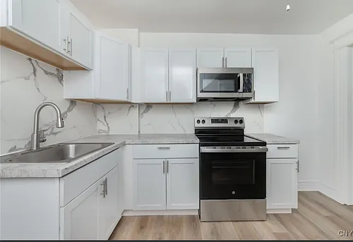 148 Fillmore St #MAIN Photo 1