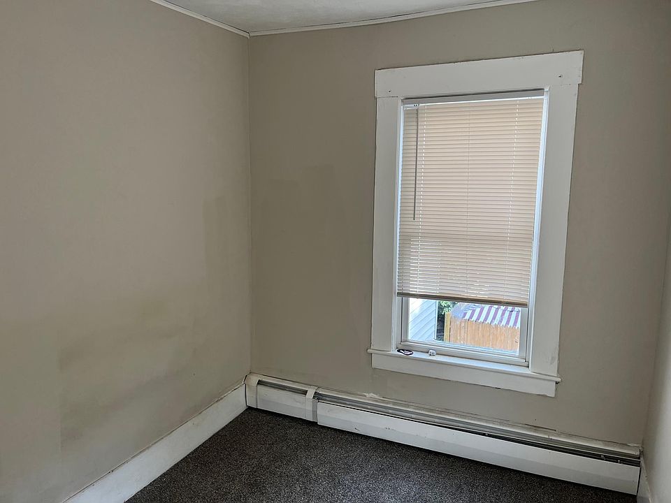 2nd image of 14 Church St Unit B