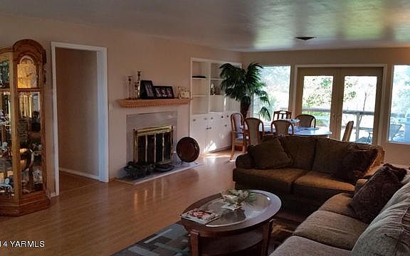 3rd image of 27179 Ice Harbor Dr