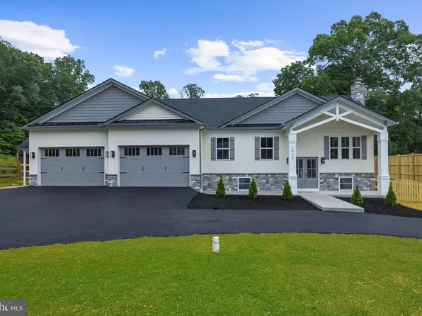 7973 Belhaven Ave, Pasadena, MD 21122