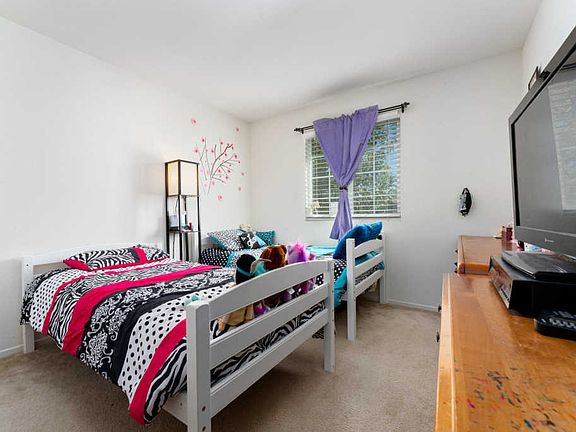 4th image of 6579 Lasseron Dr
