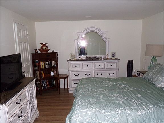 3rd image of 35218 Fir Ave Space 13