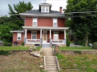 1017 Carsonia Ave, Reading, PA 19606