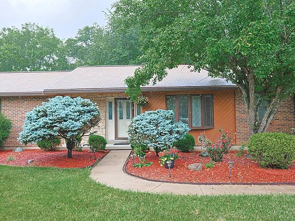 3rd image of 4038 Schoenling Rd