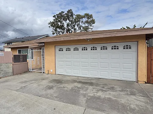 10893 Walnut St Photo 1