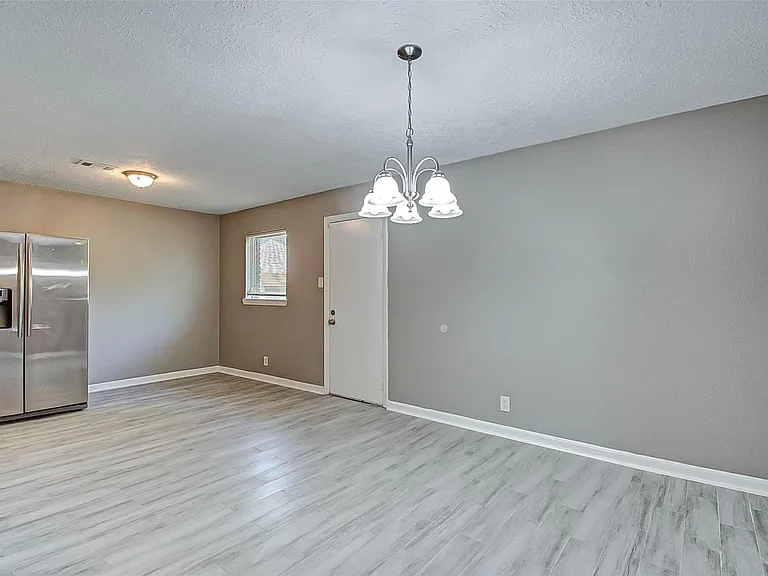 213 Newman Rd — Photo 9