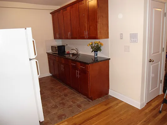 Rented by Sorelle Realty Group, LLC | media 25