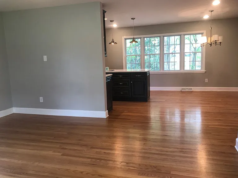 1710 Starbrook Dr — Photo 3