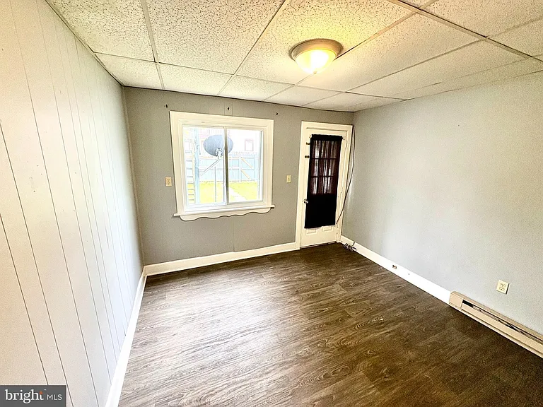 540 Walnut St #1 — Photo 8