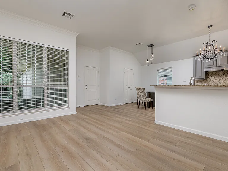 3704 Carmel Mountain Dr — Photo 9