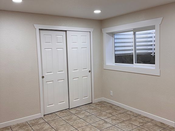 5th image of 4406 W Payette Ave #C