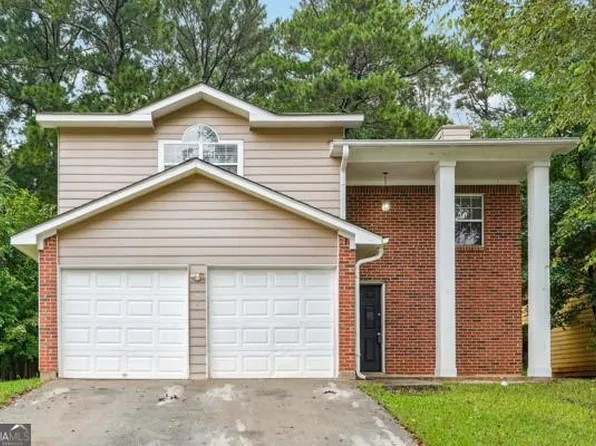 1946 Corners Cir, Lithonia, GA 30058