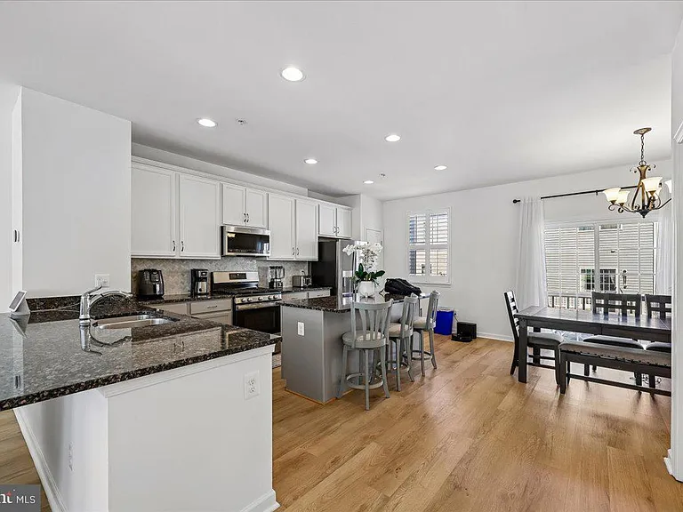 14311 Summit View Ln — Photo 9