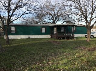 206 Elm Ln, Aurora, TX 76078