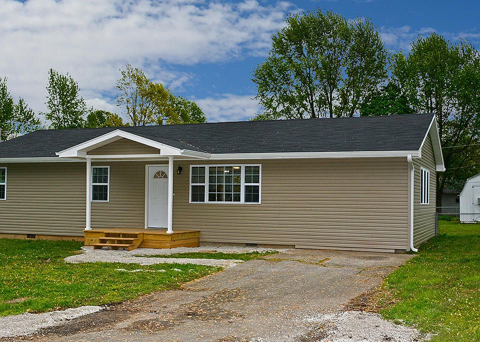 1st image of 908 Shafer St