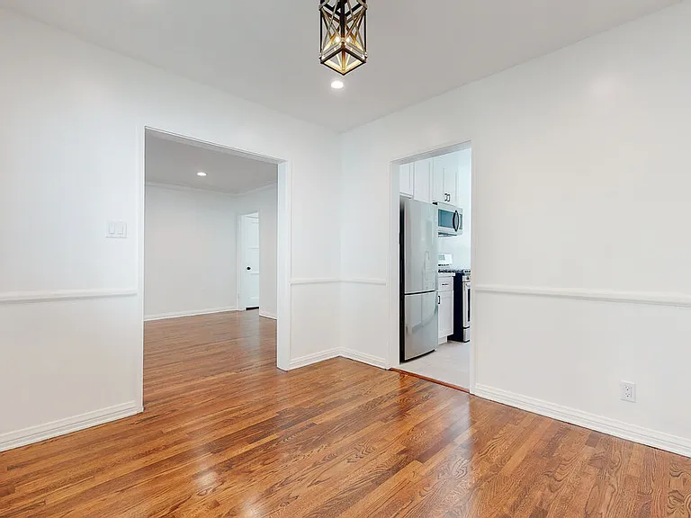 3368 Rowena Ave — Photo 6