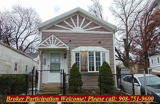 1st image of 2430 Griffiths Ave