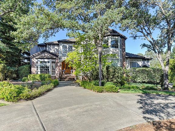 2nd image of 2530 Highland Hills Dr