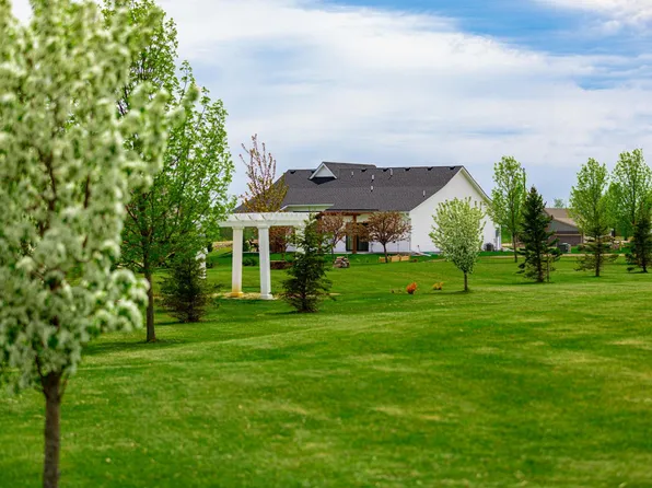 3236 Ramsey St, Faribault, MN 55021