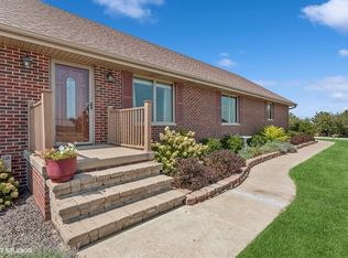 606 N 14500e Rd, Momence, IL 60954