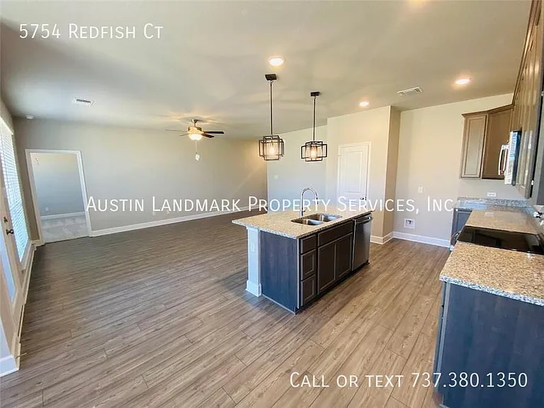 5754 Redfish Ct — Photo 9
