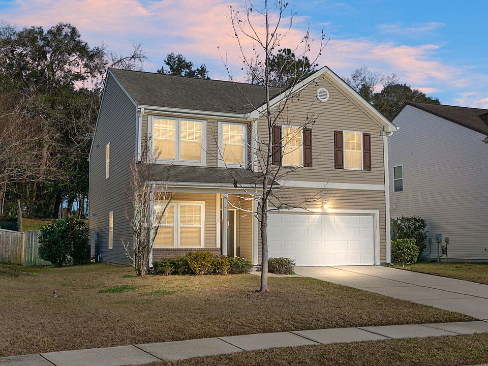 1st image of 212 Medford Dr