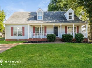 2812 Sutherland Dr, Thompsons Station, TN 37179