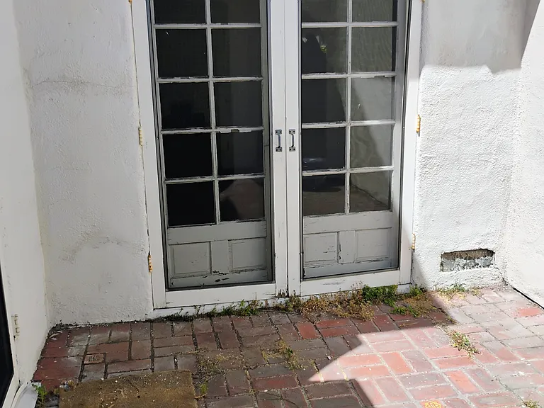 6264 W Olympic Blvd — Photo 22