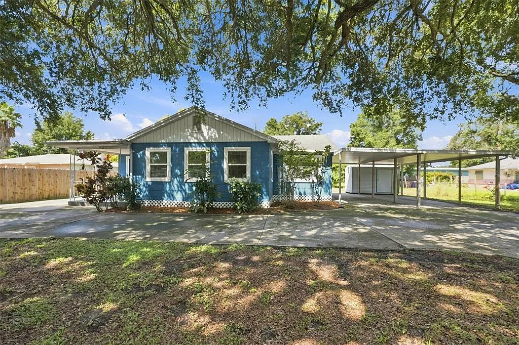 2 bed, 2.0 bath, 1124 sqft, $2,000 — Photo 1