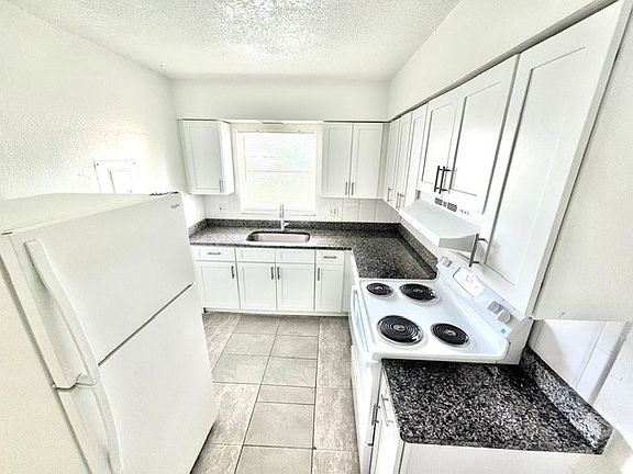 2nd image of 4750 40th Ave N APT 106