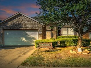 11029 Hawks Landing Rd, Fort Worth, TX 76115